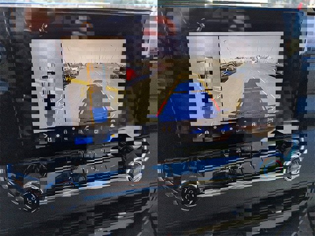 Used 2023 Chevrolet Colorado Trail Boss w/ Technology Package image 23