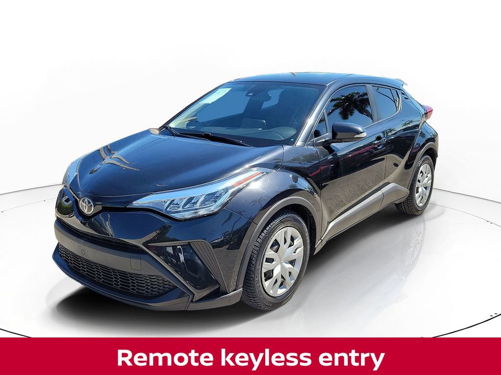 Used 2020 Toyota C-HR LE image 4