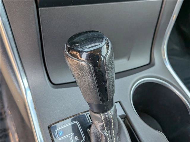 Used 2017 Toyota Camry SE FWD image 12