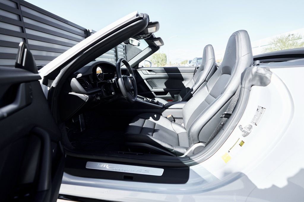 Used 2024 Porsche 911 Carrera 4S image 26