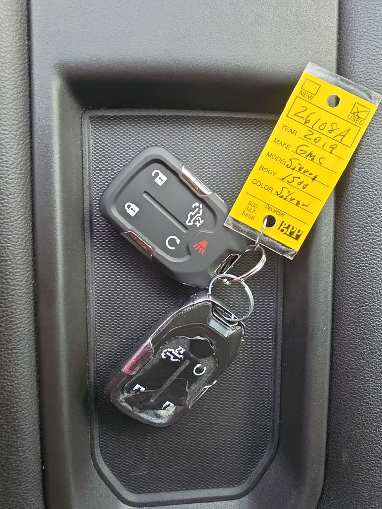 Used 2019 GMC Sierra 1500 SLE w/ SLE Value Package AWD/4WD image 30