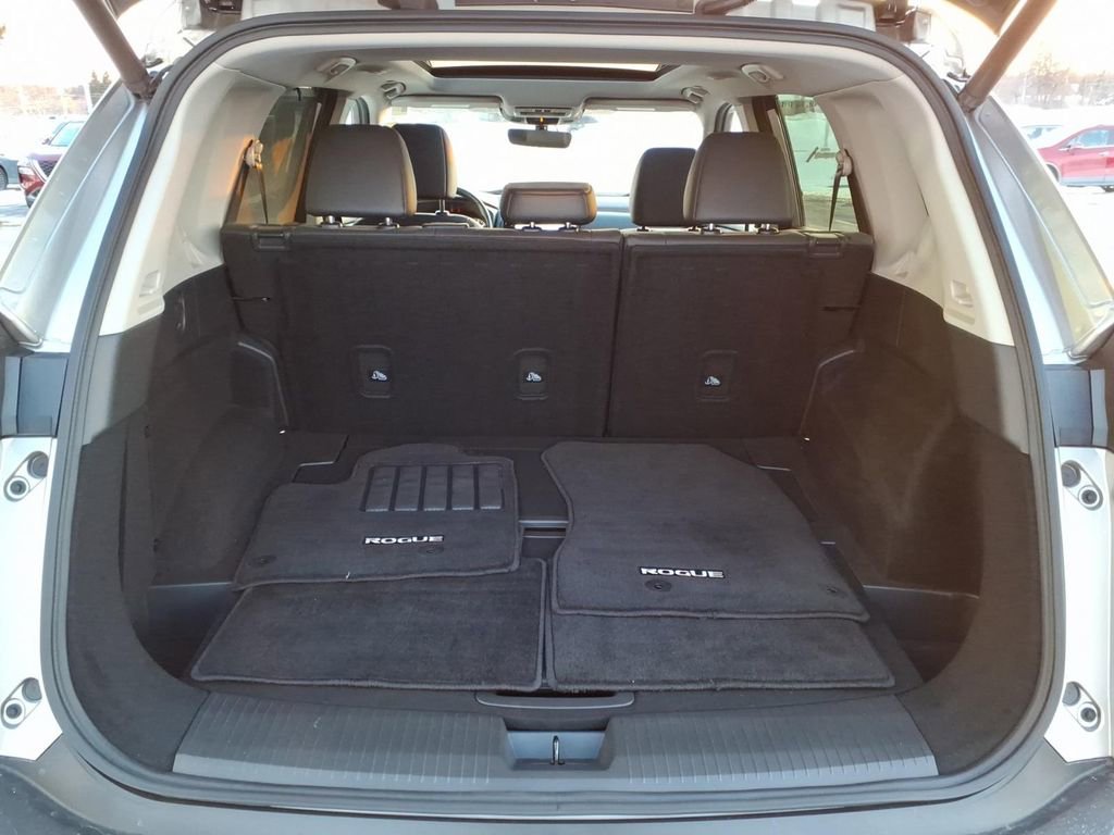 Certified 2023 Nissan Rogue SL w/ SL Premium Package image 13