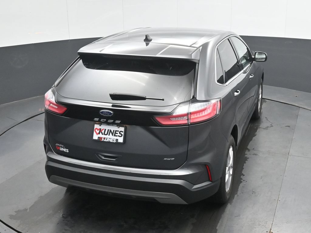 Used 2024 Ford Edge SEL AWD/4WD image 30