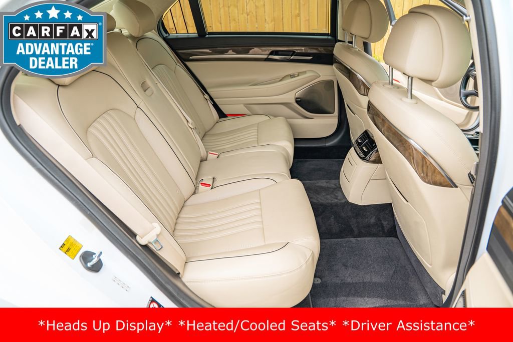 Used 2017 Genesis G90 3.3T Premium image 19
