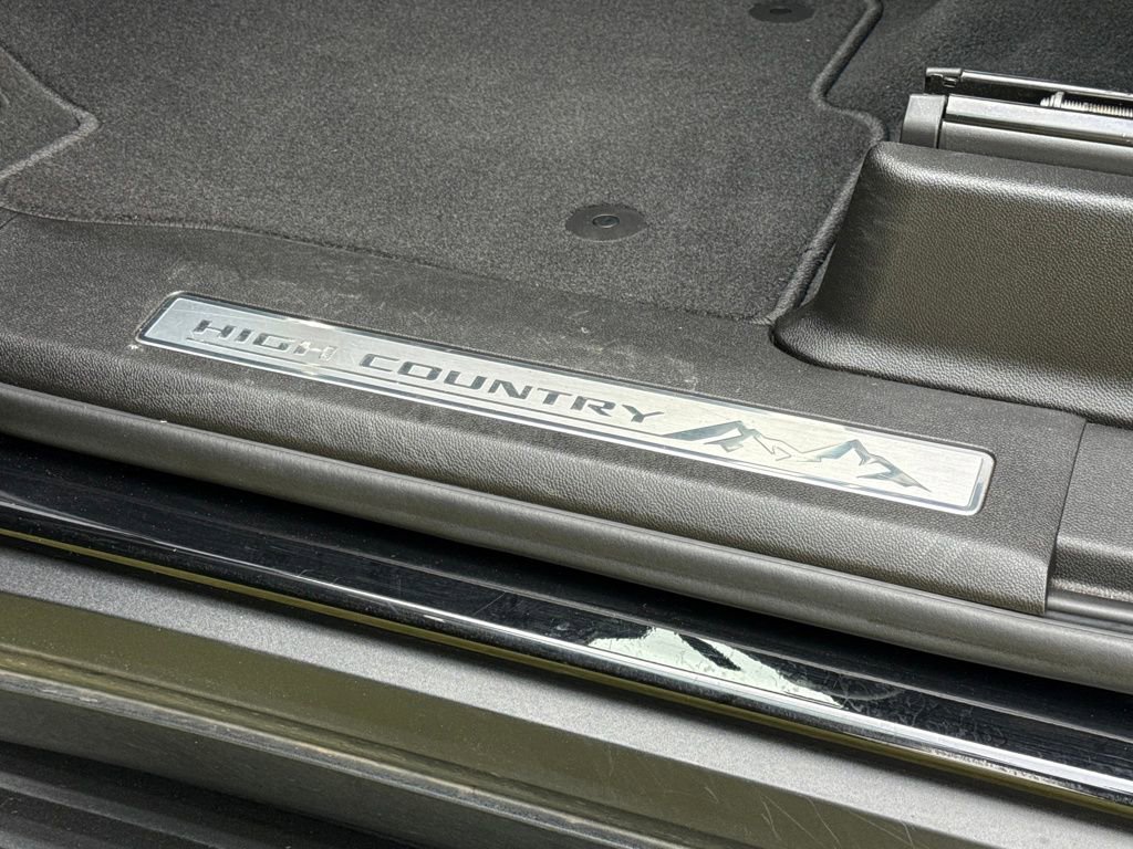 Used 2021 Chevrolet Suburban High Country image 56