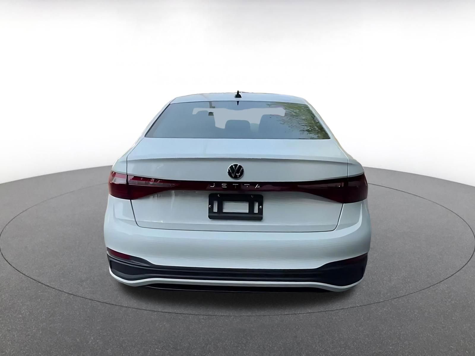 Used 2025 Volkswagen Jetta Sport FWD image 12