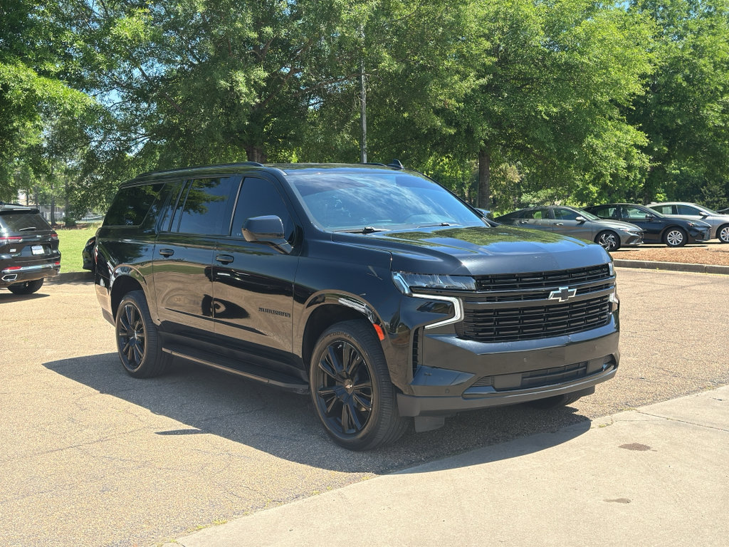 Certified 2023 Chevrolet Suburban RST RWD image 1