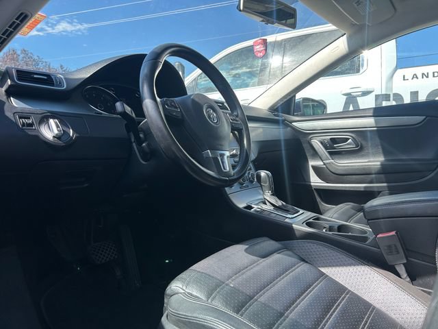 Used 2013 Volkswagen CC Lux FWD image 7