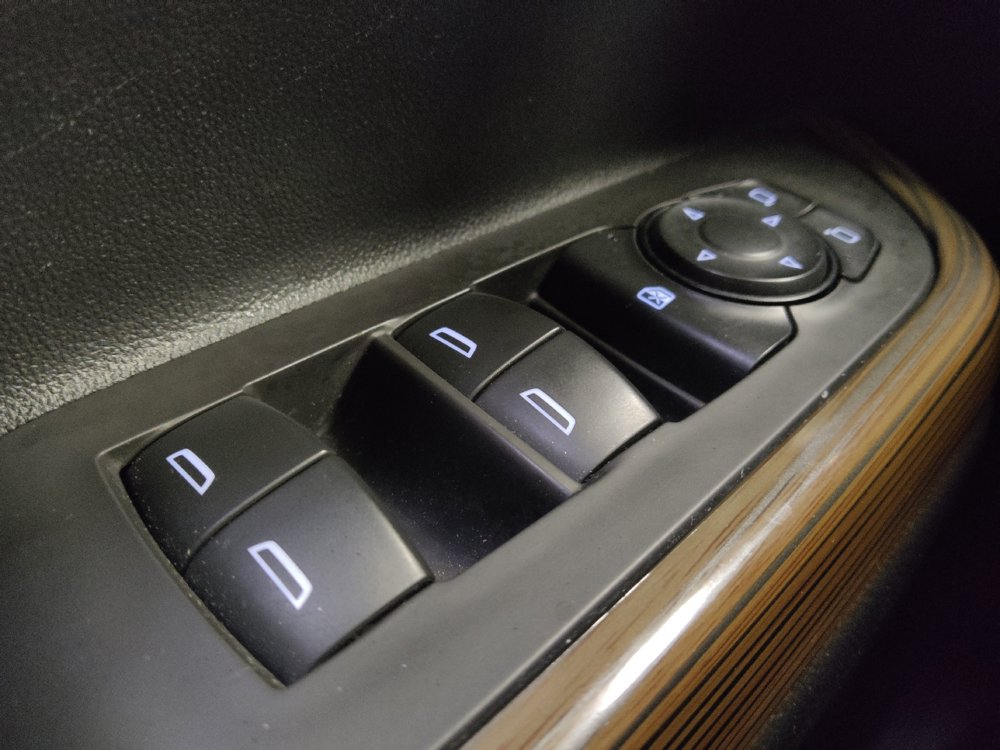 Used 2019 GMC Acadia SLE AWD/4WD image 27