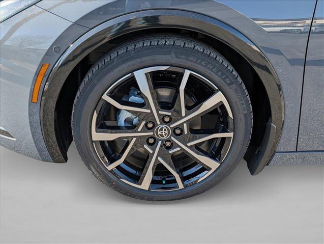 New 2026 Toyota Prius Plug-In Hybrid image 10