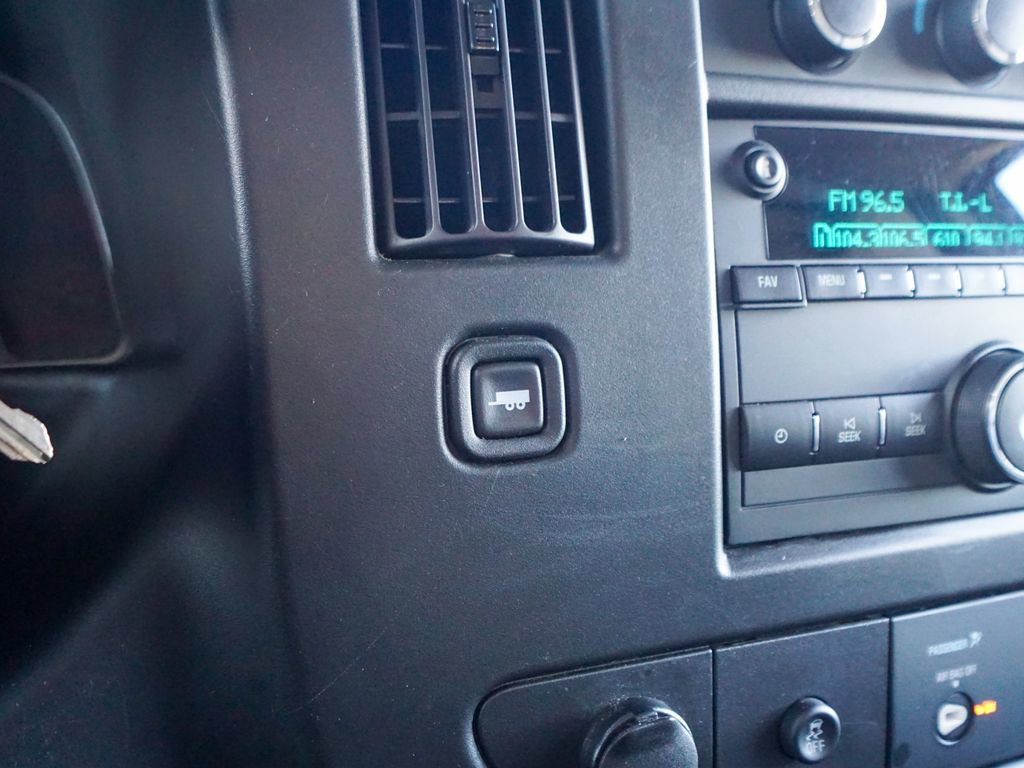 Used 2022 Chevrolet Express 3500 w/ Power Convenience Package image 19