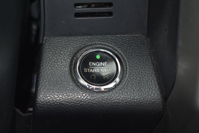 Used 2015 Ford F150 Lariat w/ Equipment Group 502A Luxury AWD/4WD image 27