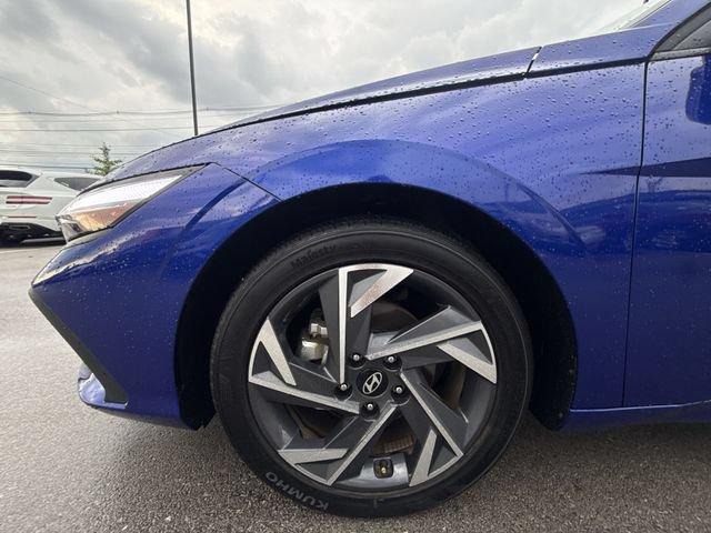 Certified 2025 Hyundai Elantra Sport FWD image 10