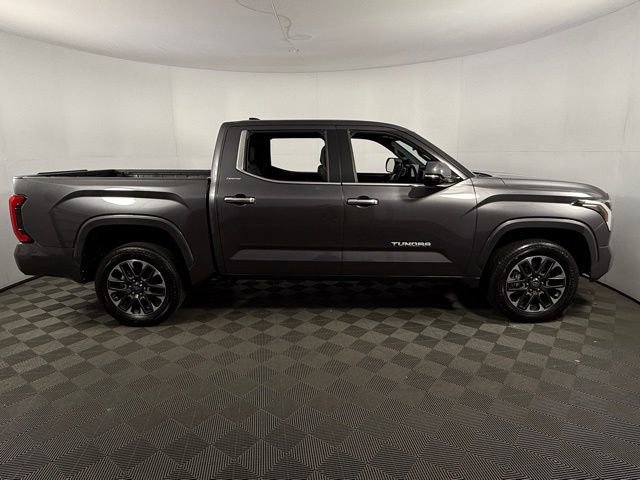 Used 2025 Toyota Tundra Limited image 31