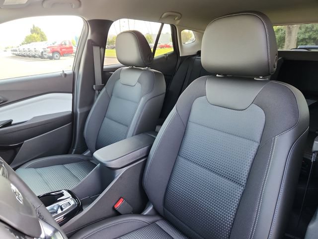 New 2026 Chevrolet Trax LT w/ Driver Confidence Package FWD image 13