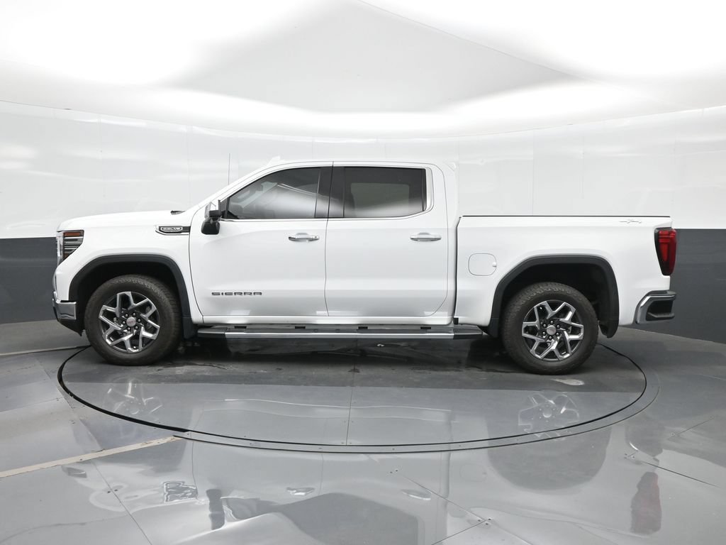 Used 2024 GMC Sierra 1500 SLT w/ SLT Premium Plus Package AWD/4WD image 2