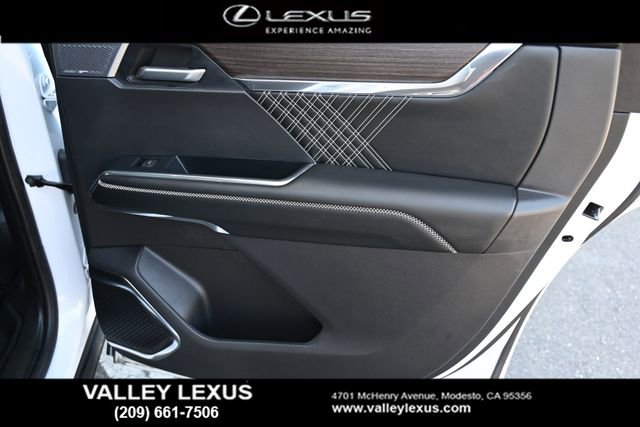 Used 2024 GMC Acadia Denali w/ Super Cruise Package image 21