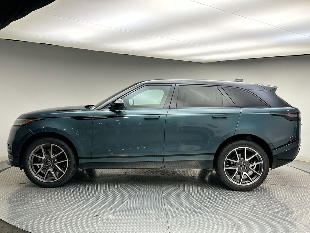 New 2026 Land Rover Range Rover Velar Dynamic SE image 2