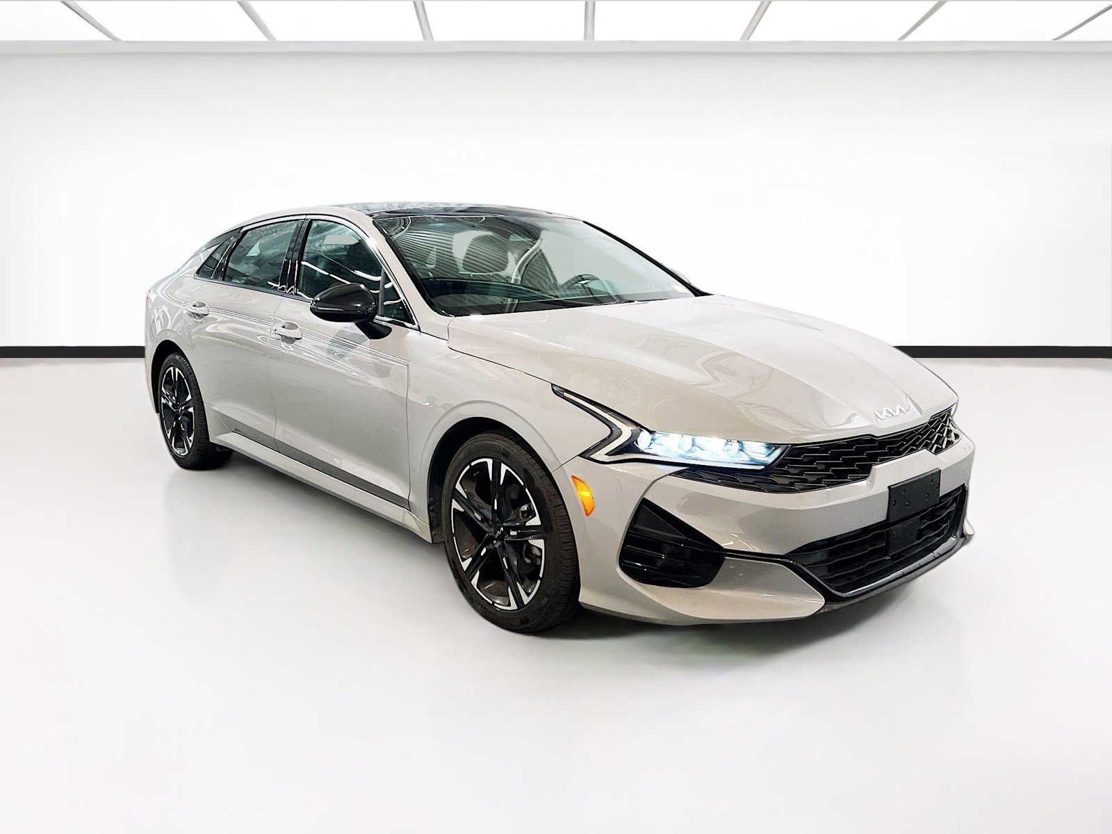 Used 2024 Kia K5 GT-Line image 3