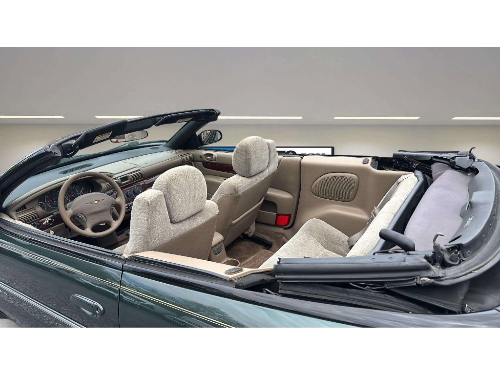 Used 2001 Chrysler Sebring LX FWD image 15