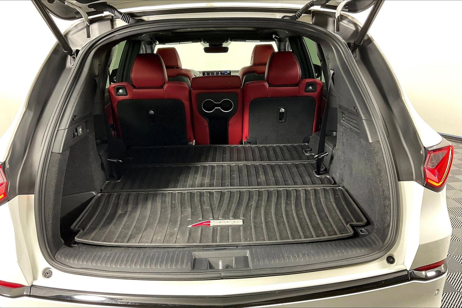 Used 2023 Acura MDX A-Spec image 41