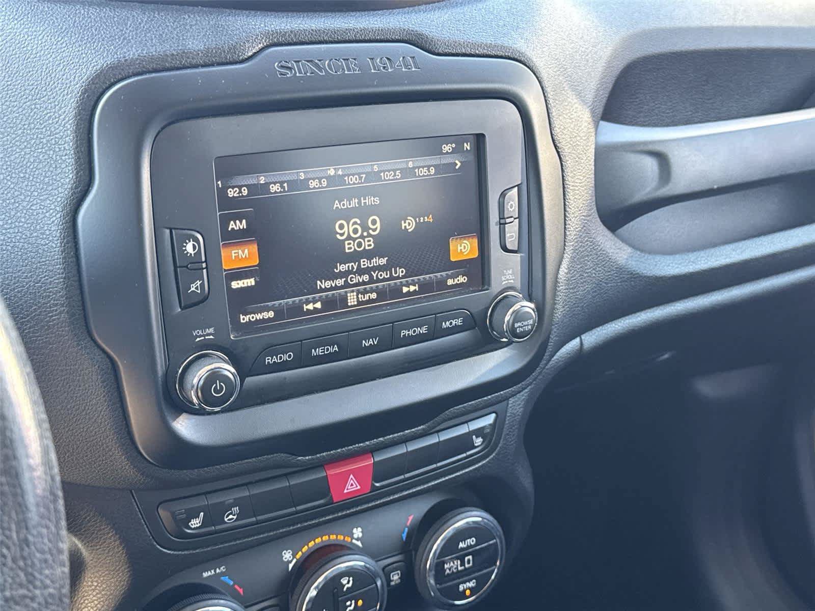 Used 2016 Jeep Renegade Limited AWD/4WD image 23