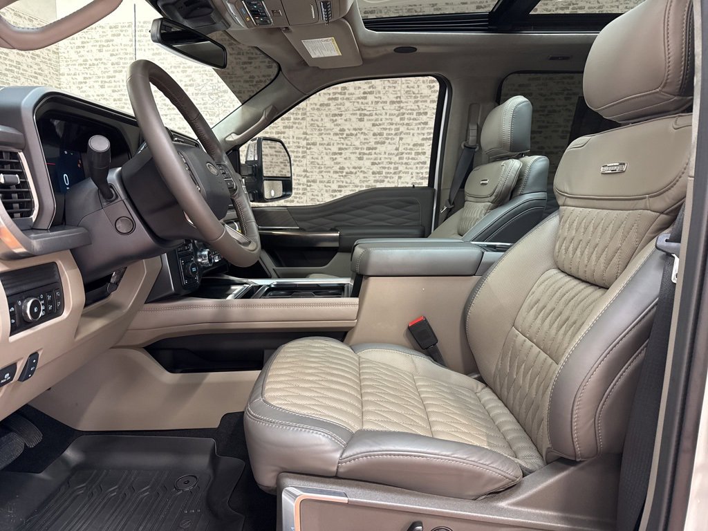 Used 2026 Ford F250 Platinum w/ Platinum Plus Package image 25