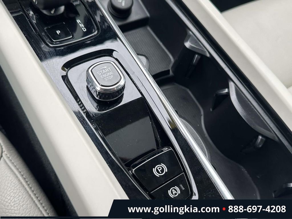 Used 2024 Volvo S60 B5 Core image 28