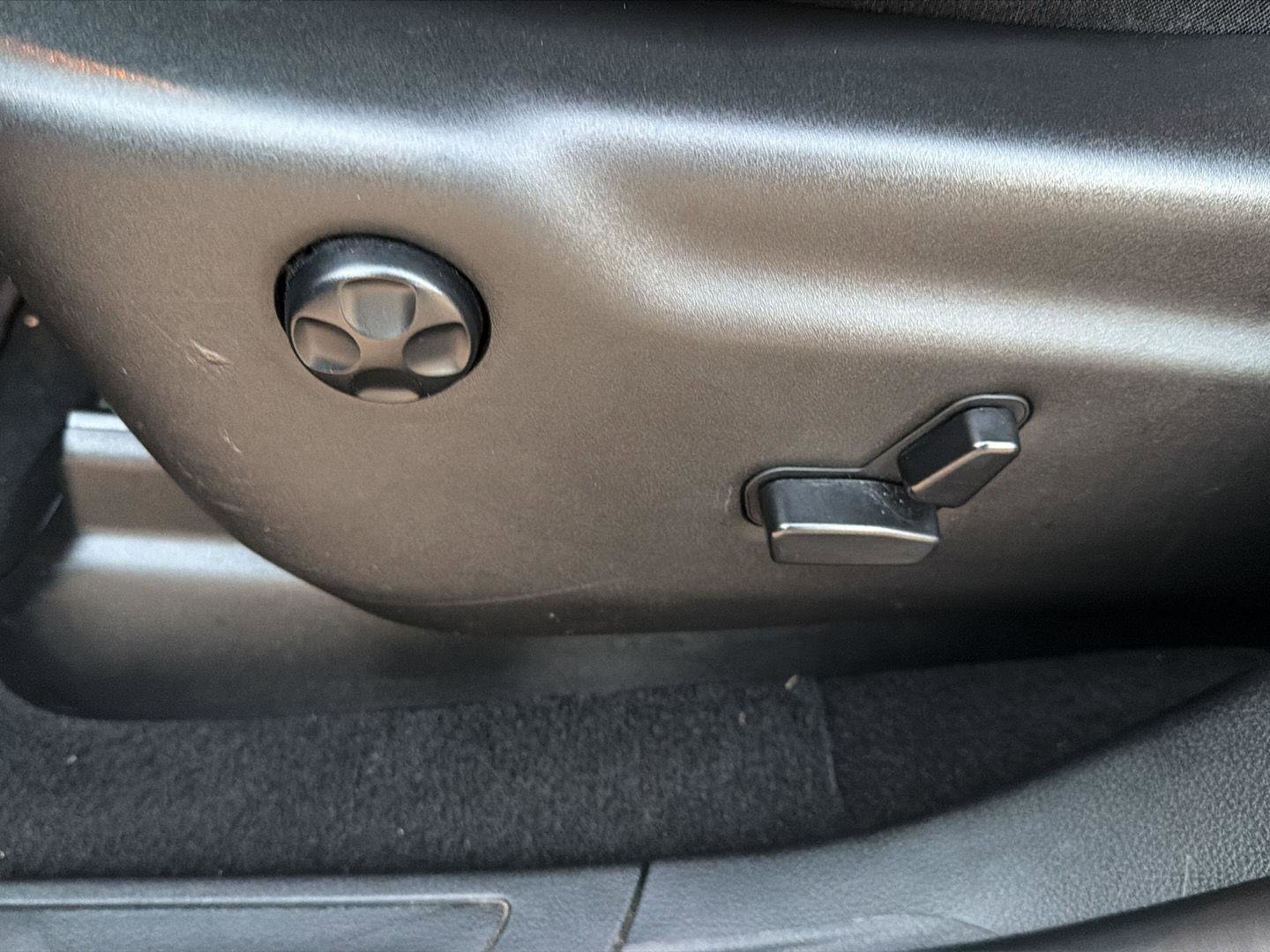 Used 2024 Dodge Durango GT image 20