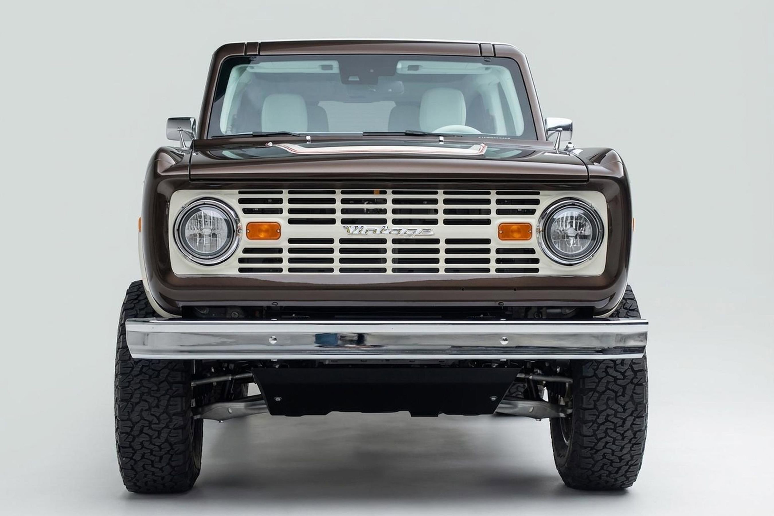 Used 2024 Ford Bronco Black Diamond image 11