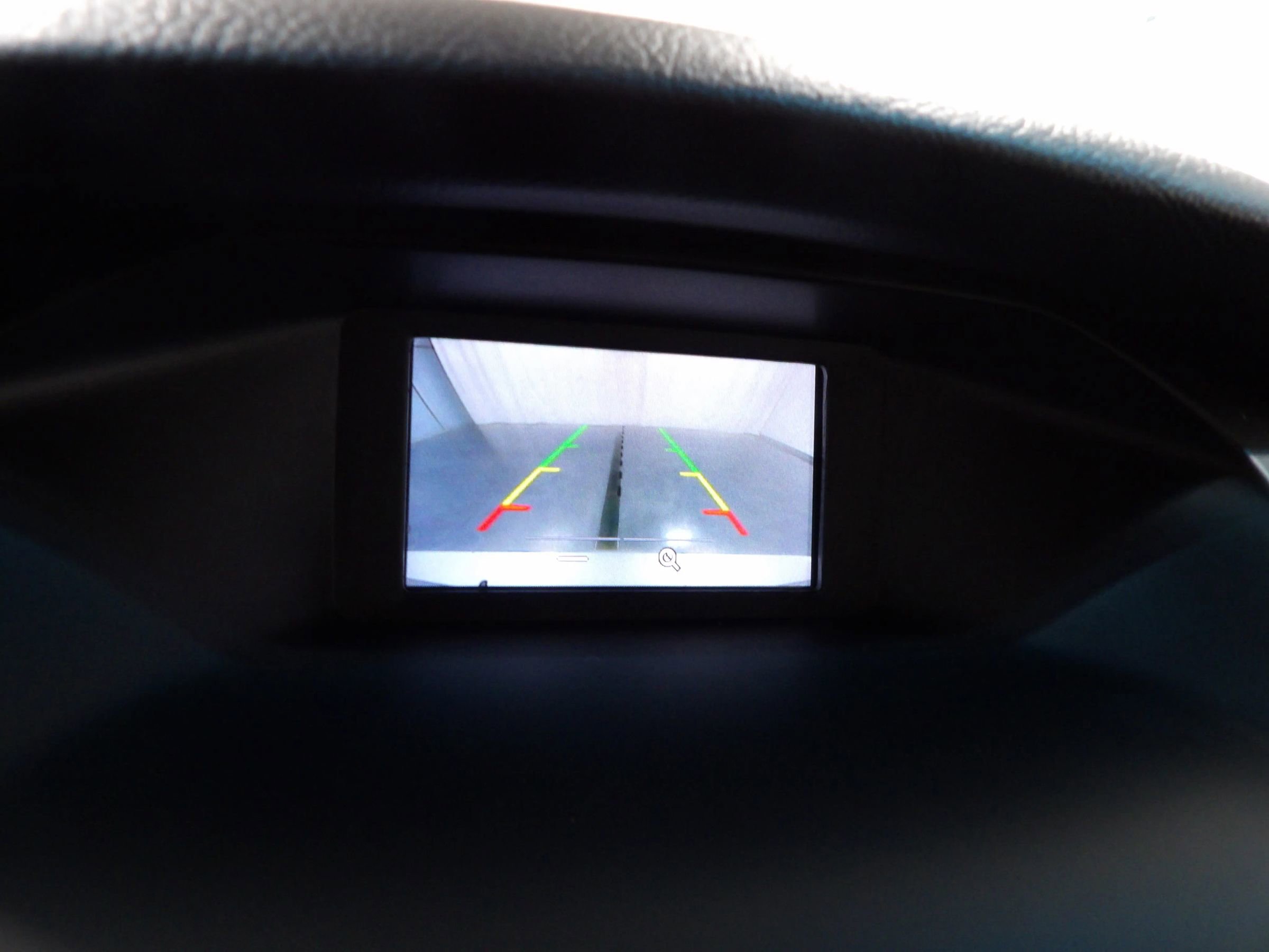 Used 2018 Ford Focus SE FWD image 15