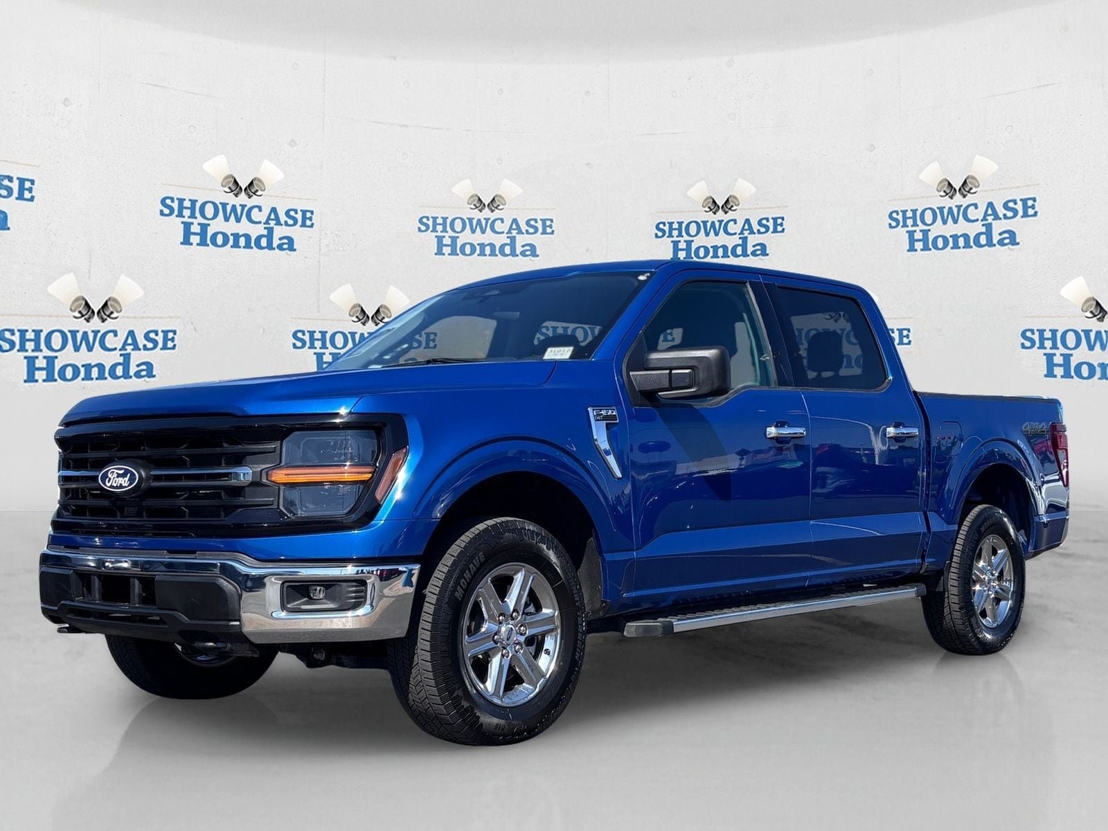 Used 2025 Ford F150 XLT w/ Equipment Group 301A Standard AWD/4WD image 2
