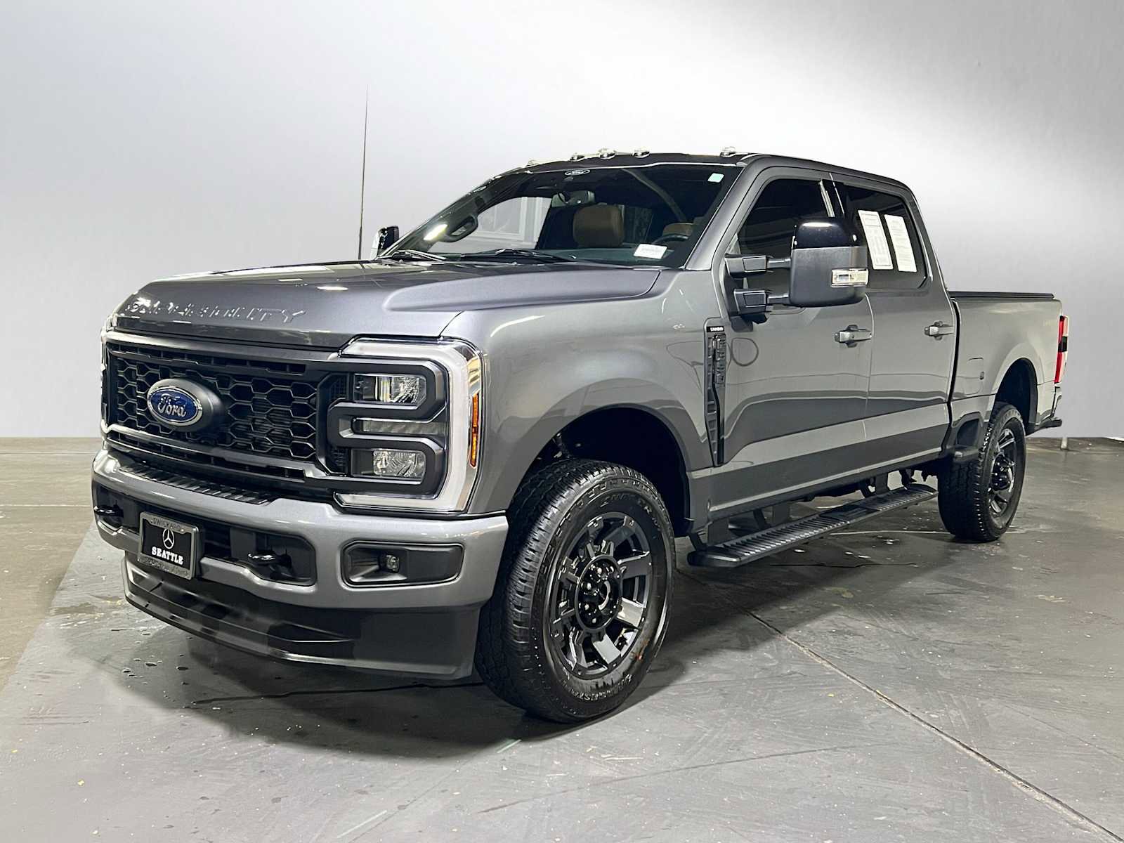 Used 2024 Ford F350 Lariat w/ Sport Appearance Package image 7