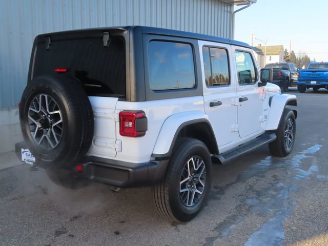 Used 2024 Jeep Wrangler Sahara w/ Technology Group image 4