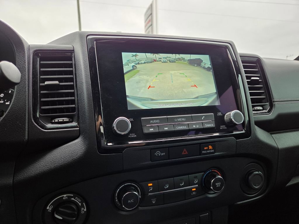 Used 2023 Nissan Frontier SV w/ Midnight Edition Package image 29