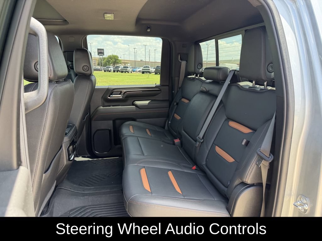 Used 2025 GMC Sierra 2500 AT4 w/ AT4 Premium Plus Package AWD/4WD image 11