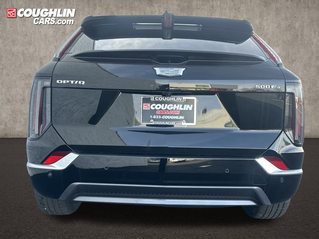 New 2026 Cadillac Optiq Luxury 1 image 6