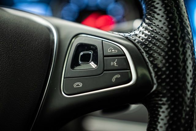 Used 2017 Mercedes-Benz E 300 4MATIC image 22