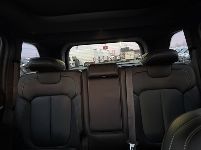 New 2026 Jeep Grand Cherokee Limited w/ Limited Altitude Package AWD/4WD image 28