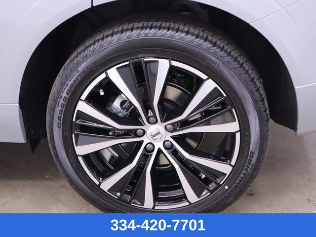 New 2025 Volvo XC60 B5 Plus w/ Protection Package Premier image 26