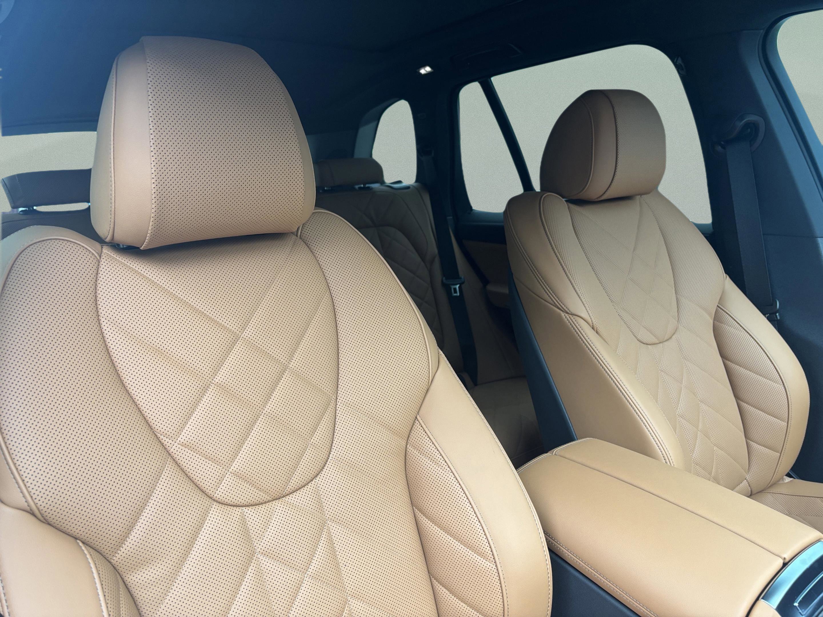 Used 2026 BMW X5 xDrive50e w/ Premium Package AWD/4WD image 6