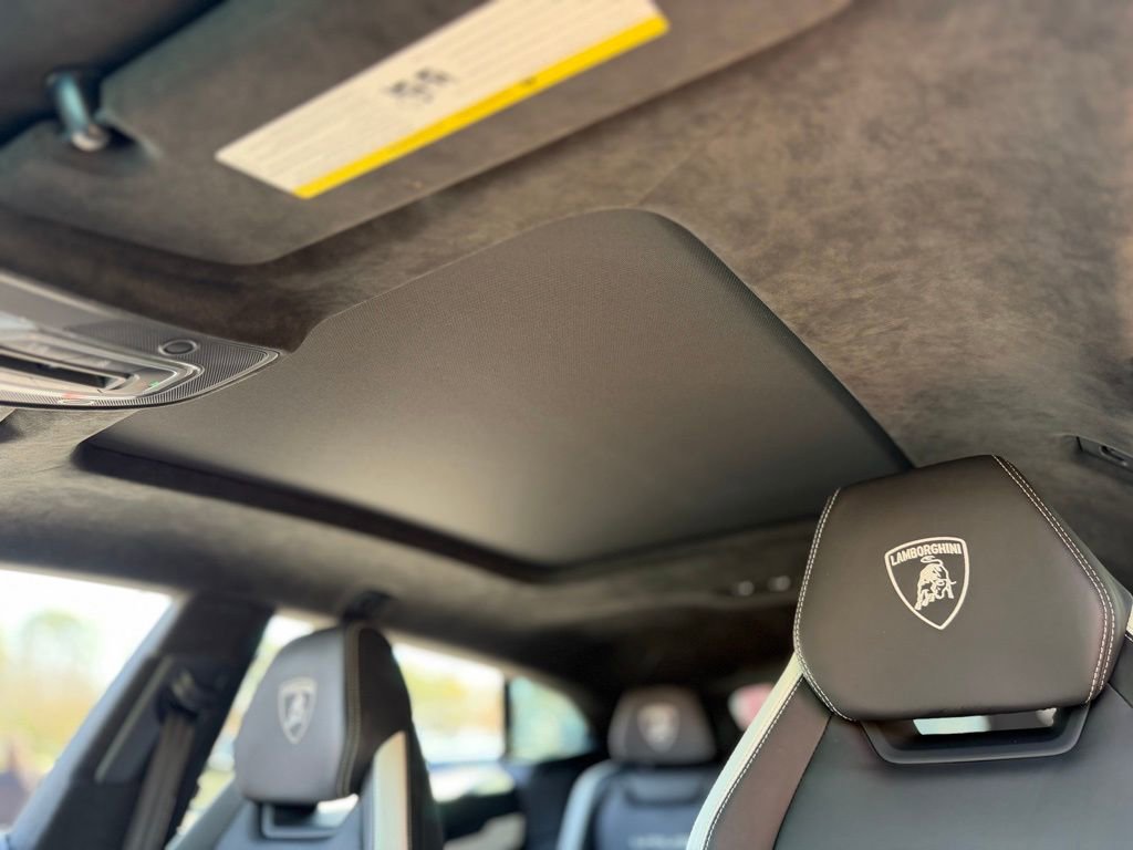Used 2024 Lamborghini Urus S image 52