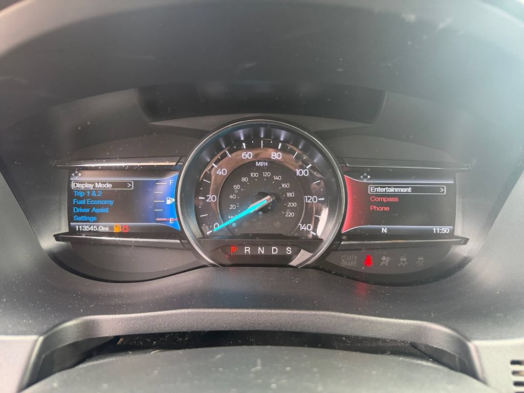 Used 2017 Ford Explorer XLT w/ Equipment Group 202A AWD/4WD image 16
