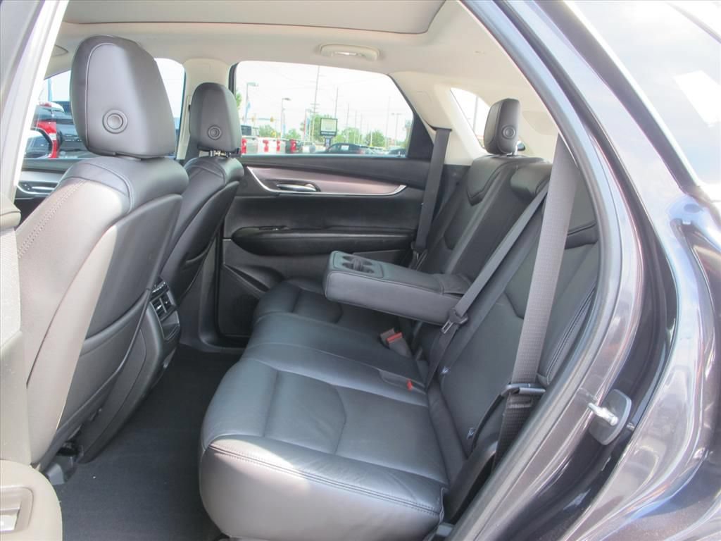 Used 2019 Cadillac XT5 Premium Luxury FWD image 23