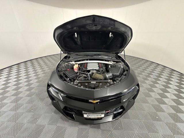 Used 2018 Chevrolet Camaro SS RWD image 26
