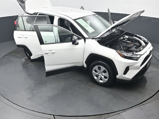 Certified 2025 Toyota RAV4 LE AWD/4WD image 50