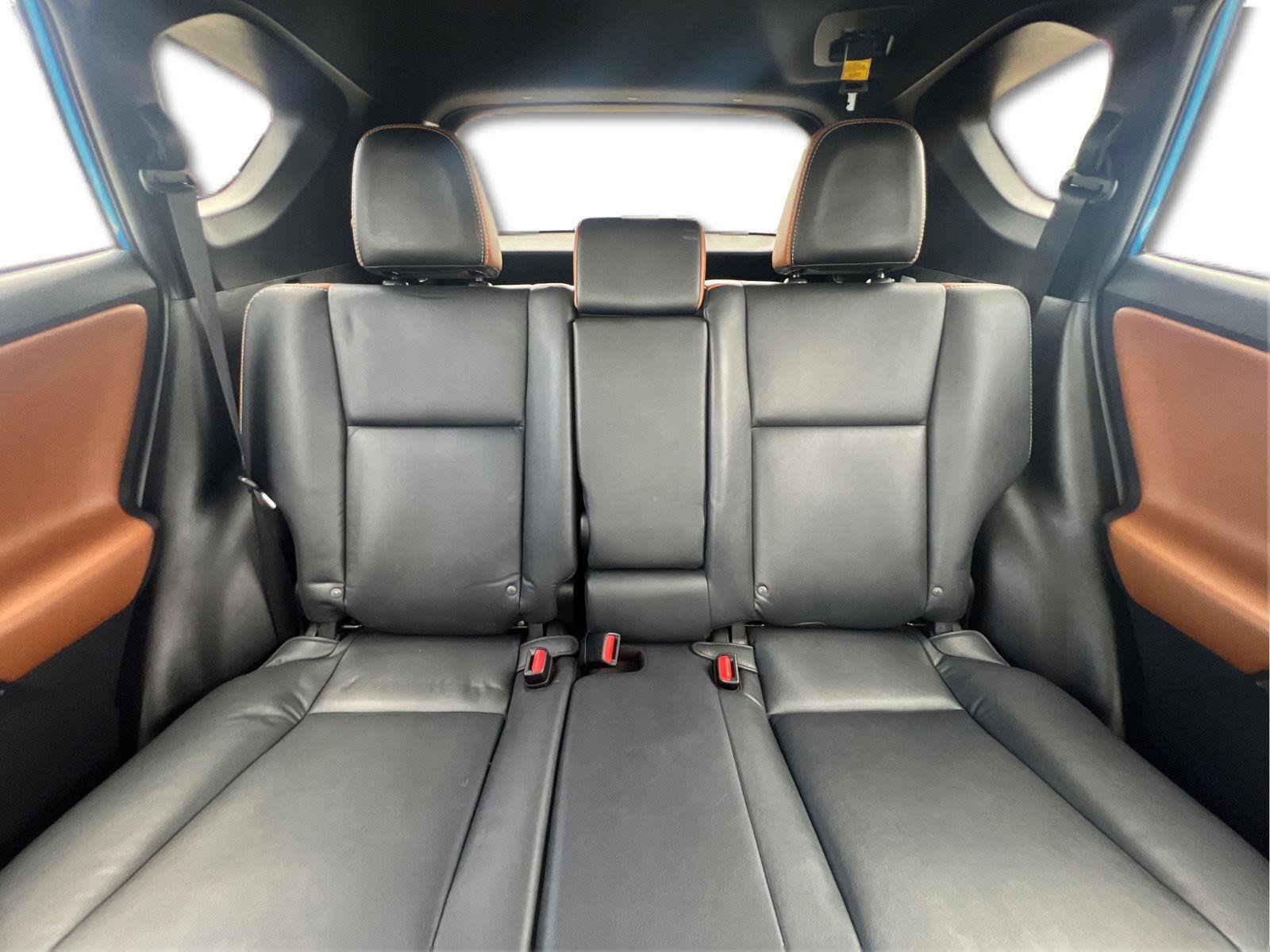 Used 2017 Toyota RAV4 SE w/ Power Special Value Package AWD/4WD image 13