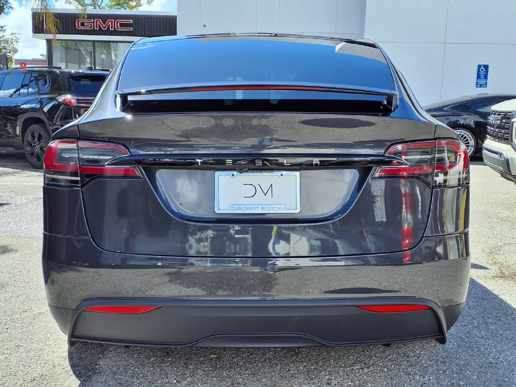 Used 2024 Tesla Model X AWD/4WD image 16