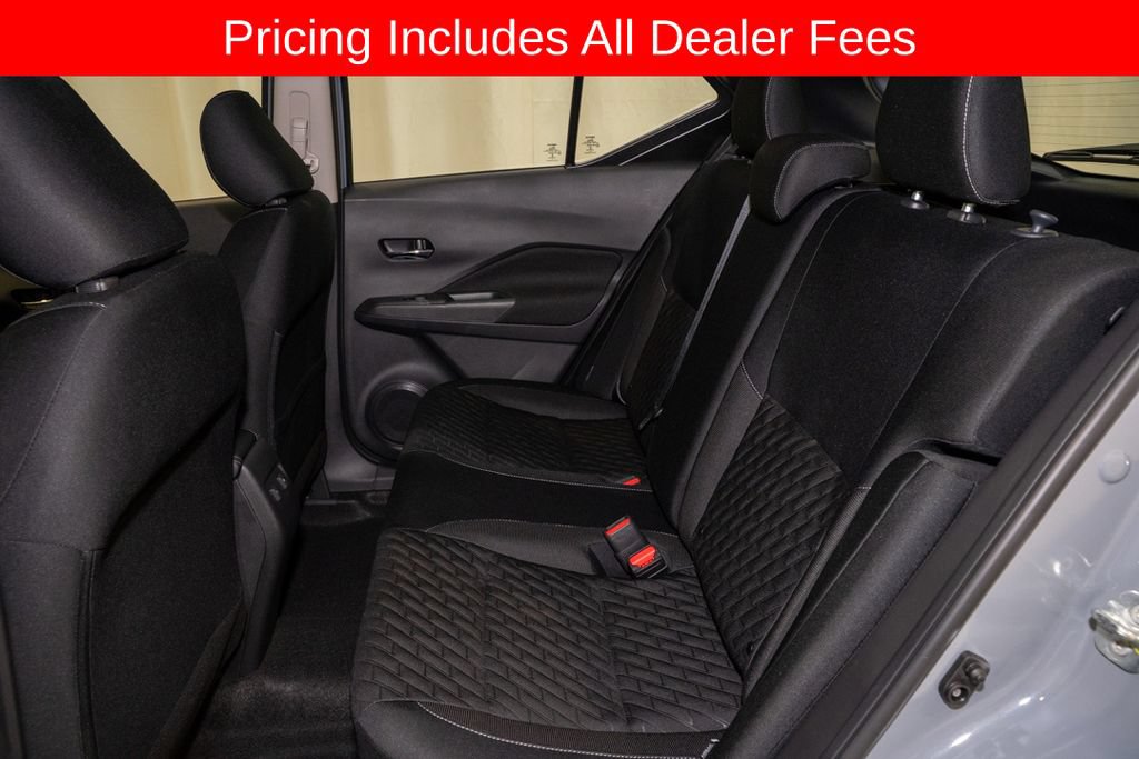 Certified 2022 Nissan Kicks SV FWD image 7