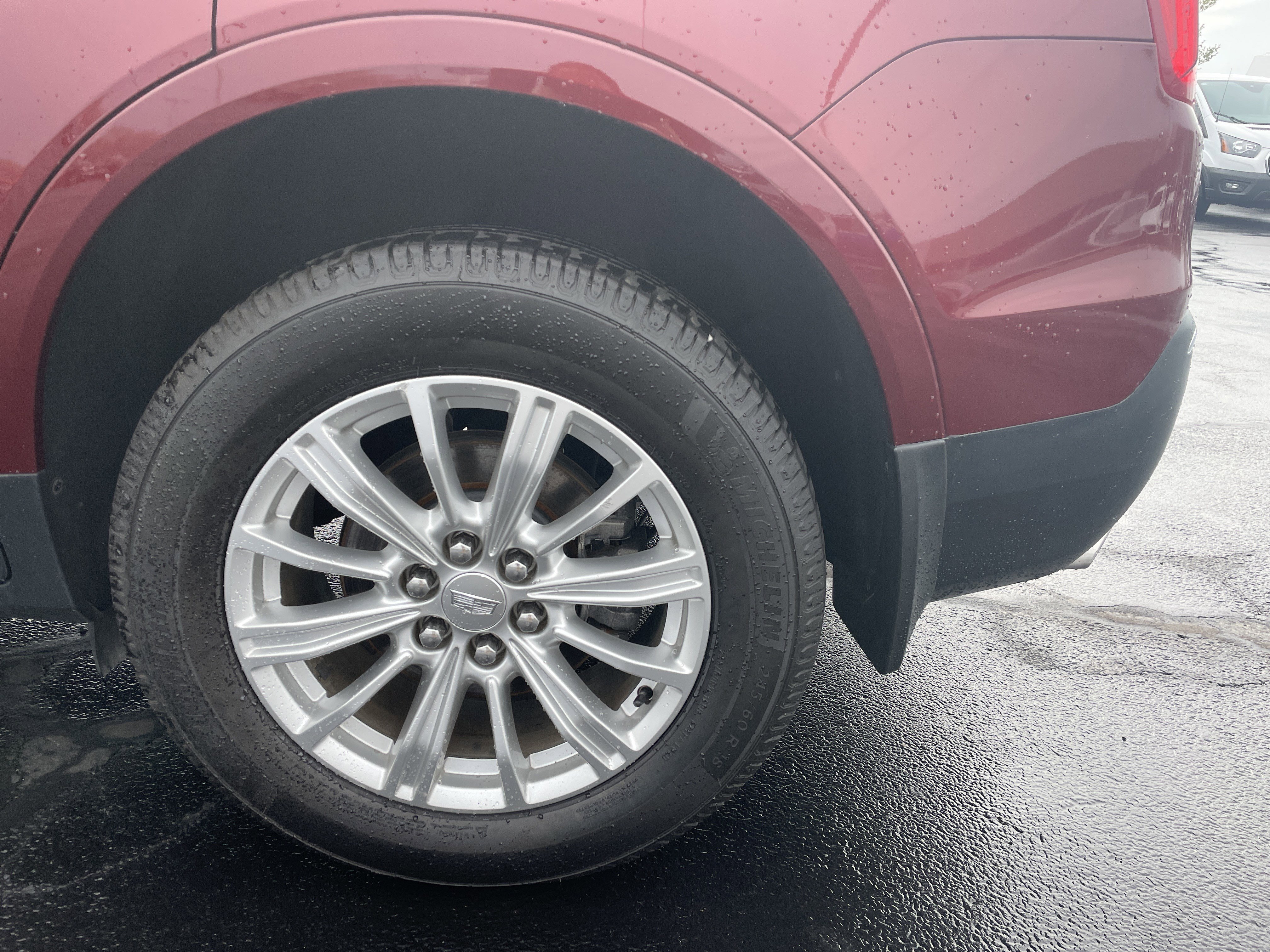 Used 2018 Cadillac XT5 FWD image 35